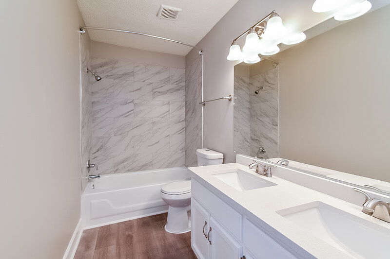 3,020/Mo, 7055 Cutter Mill Rd Memphis, TN 38141 Bathroom View