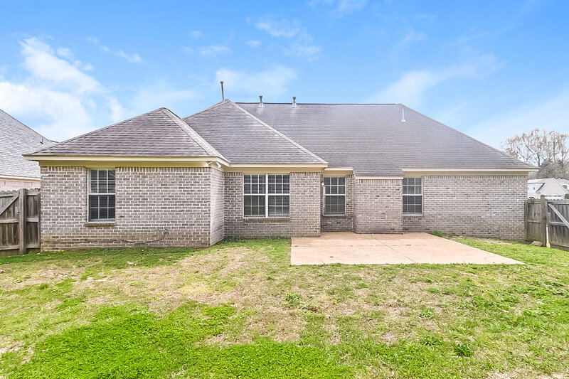 2,335/Mo, 8912 Oak Grove Blvd Olive Branch, MS 38654 Rear View