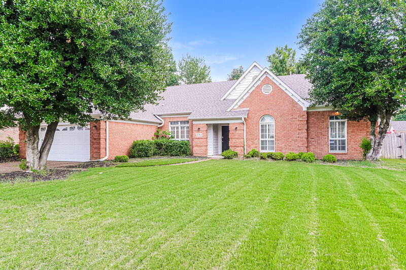 2,020/Mo, 3742 Mendel Dr Bartlett, TN 38135 Front View