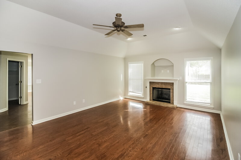 2,020/Mo, 10221 Green Moss Dr N Cordova, TN 38018 Living Room View