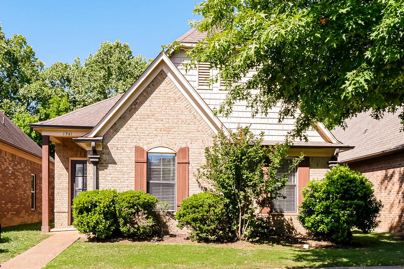 1,880/Mo, 1941 Rochelle Ln Cordova, TN 38016 Front View