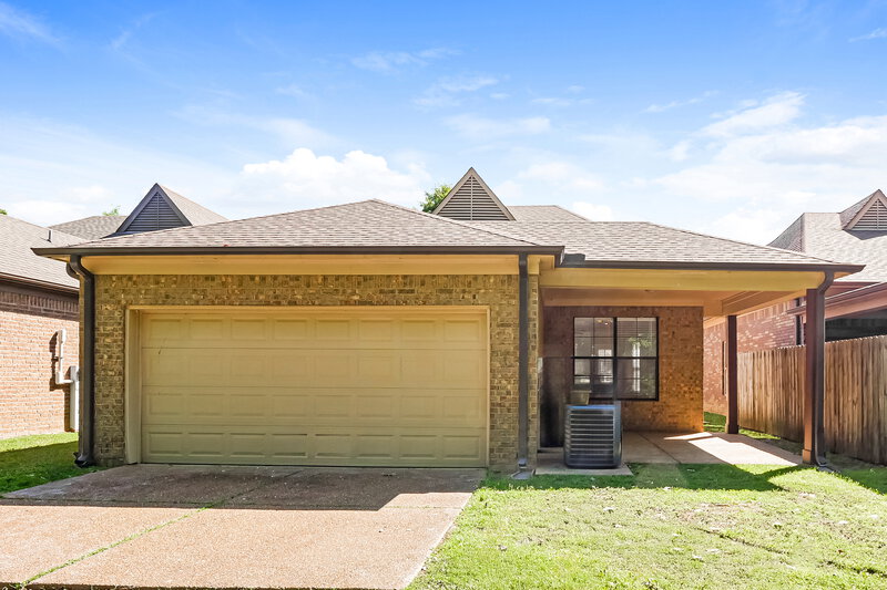1,880/Mo, 1941 Rochelle Ln Cordova, TN 38016 Rear View