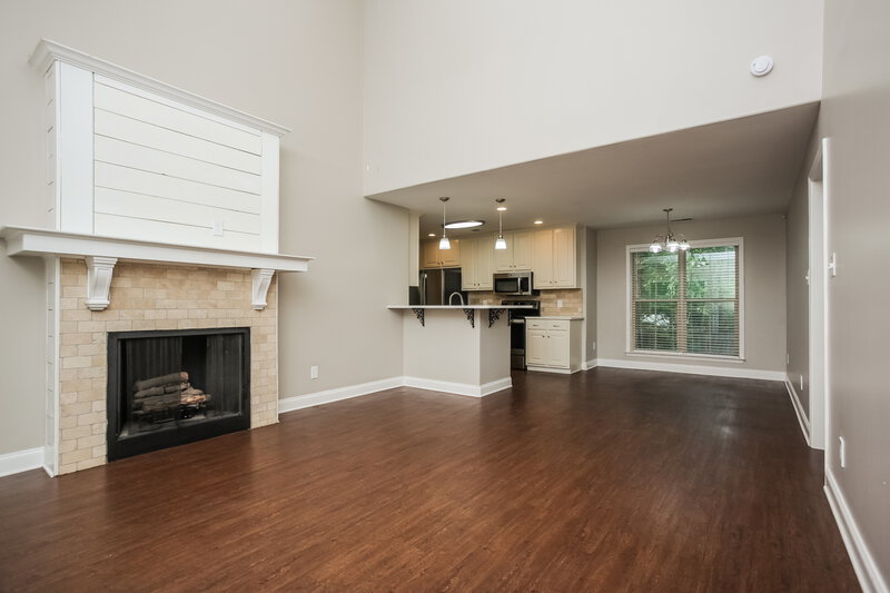 2,230/Mo, 7200 Kingcrest Rd Olive Branch, MS 38654 Living Room View
