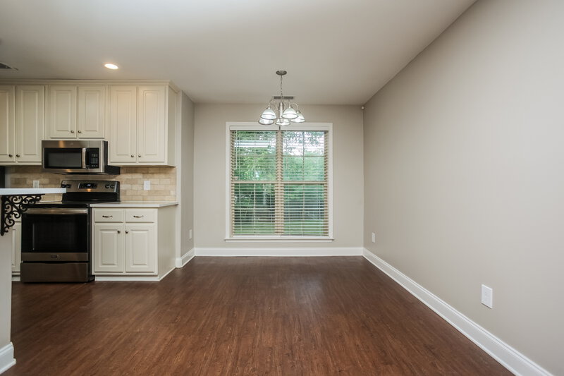 2,230/Mo, 7200 Kingcrest Rd Olive Branch, MS 38654 Dining Room View