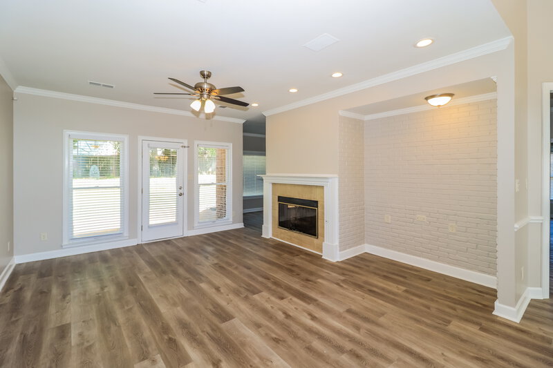 2,245/Mo, 8964 Minda Cv Cordova, TN 38016 Living Room View