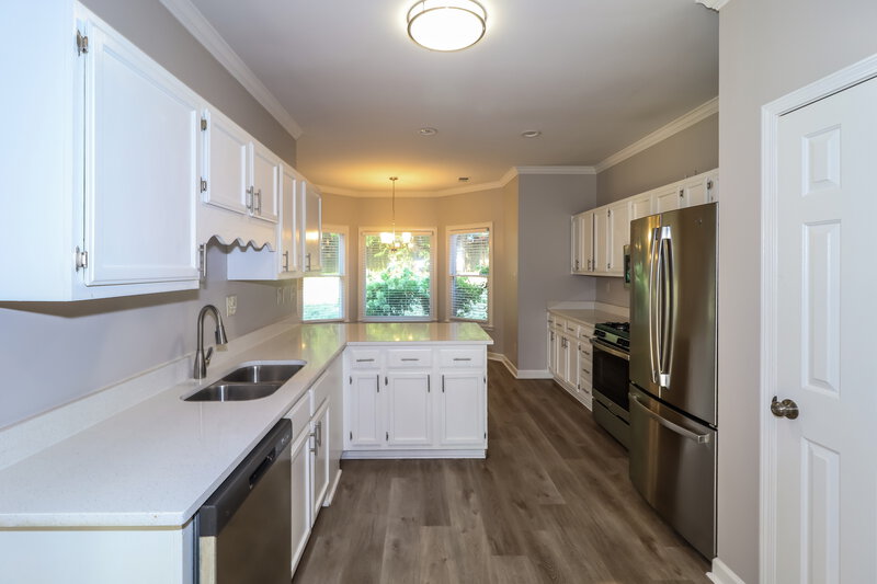2,185/Mo, 8964 Minda Cv Cordova, TN 38016 Kitchen View