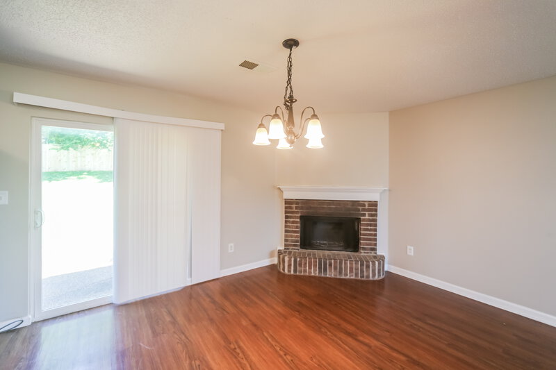 1,950/Mo, 10108 Nolton Cir Cordova, TN 38016 Dining Room View