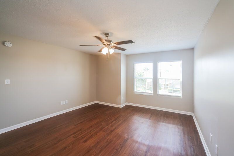 1,950/Mo, 10108 Nolton Cir Cordova, TN 38016 Main Bedroom View 2