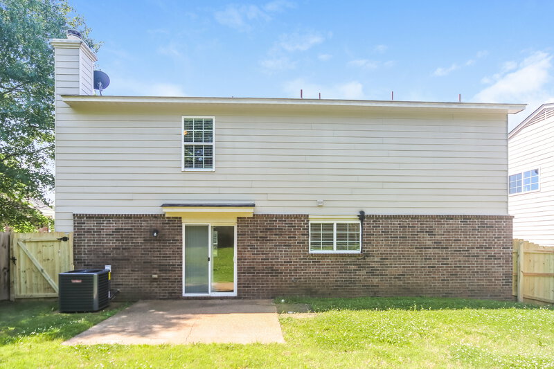 1,950/Mo, 10108 Nolton Cir Cordova, TN 38016 Rear View