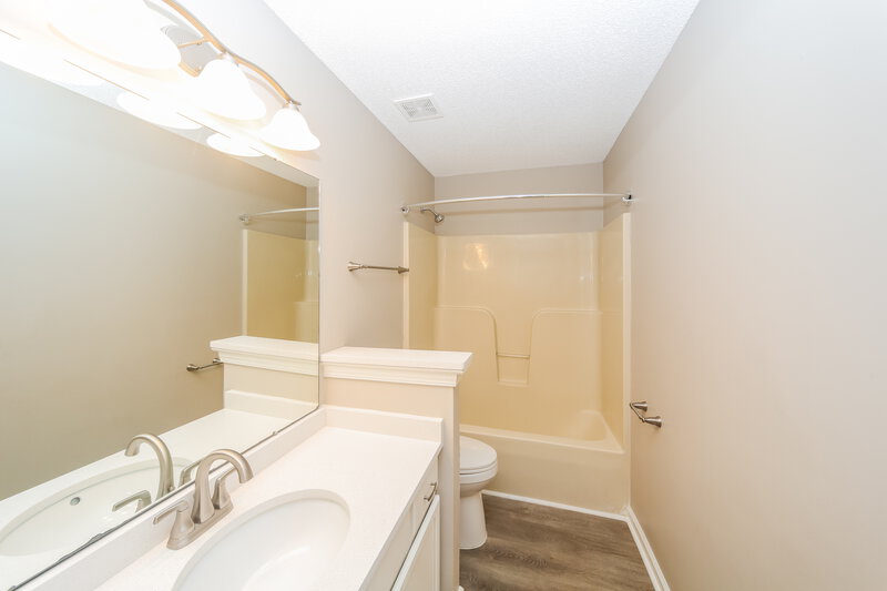 3,120/Mo, 9096 Gracie Ln Cordova, TN 38016 Bathroom View