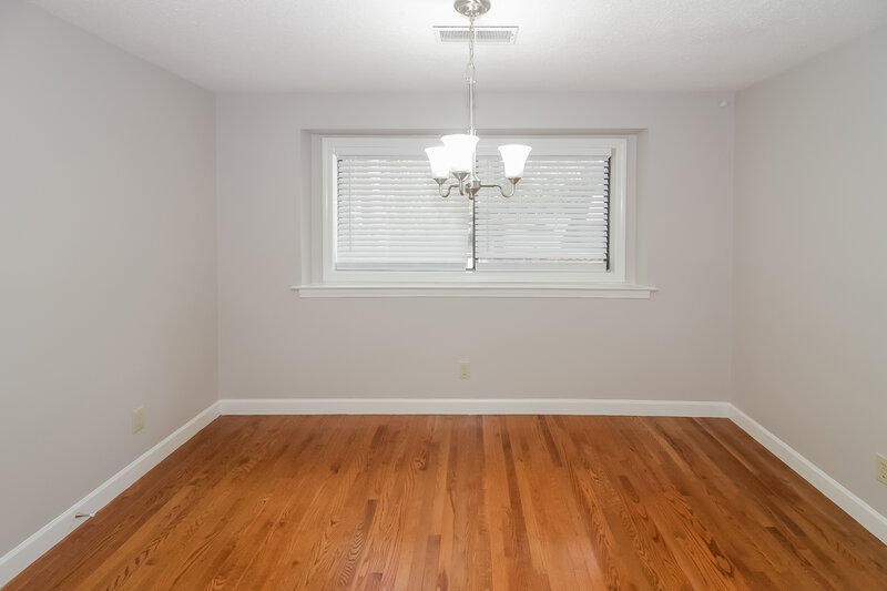 2,300/Mo, 2224 Burlingate Dr Cordova, TN 38016 Breakfast Nook View