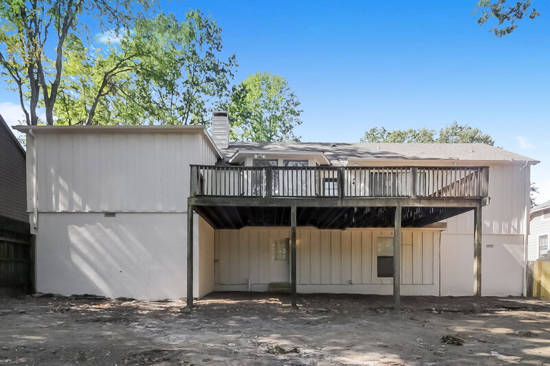 2,300/Mo, 2224 Burlingate Dr Cordova, TN 38016 Rear View