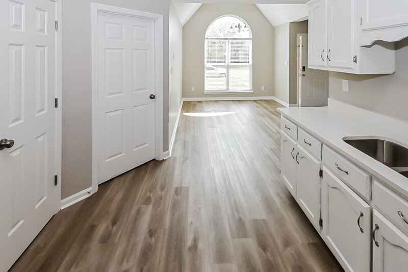 3,220/Mo, 5983 Alexandria Ln Southaven, MS 38671 Kitchen View