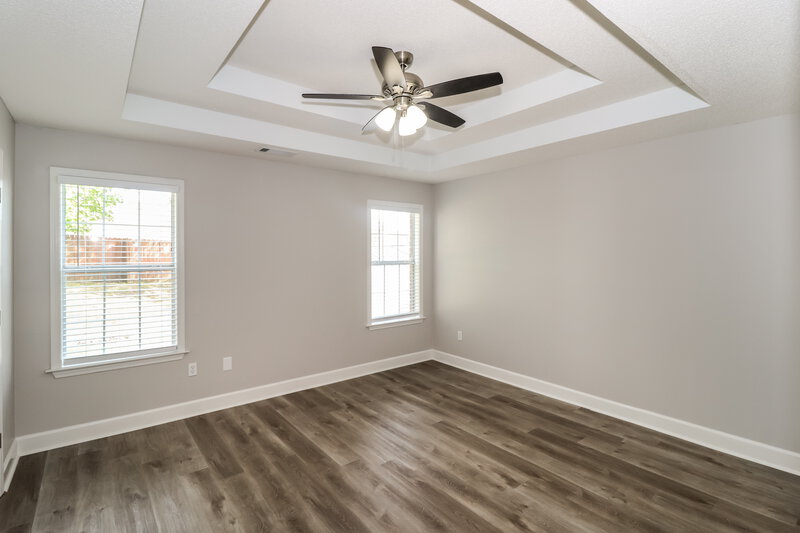 1,920/Mo, 25 Penny Ln Oakland, TN 38060 Main Bedroom View