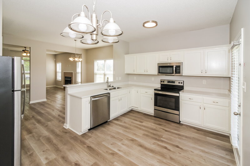 2,230/Mo, 8347 Blue Lagoon Dr Bartlett, TN 38002 Kitchen View