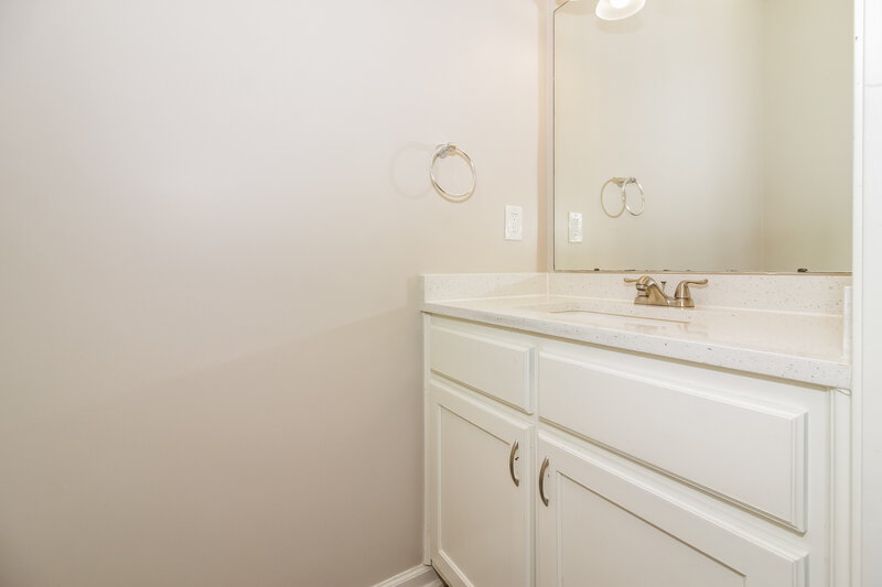 2,230/Mo, 8347 Blue Lagoon Dr Bartlett, TN 38002 Bathroom View 3