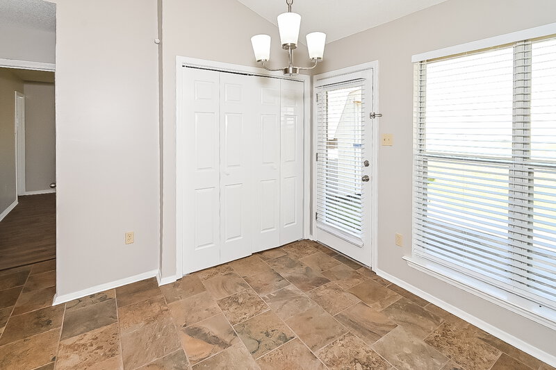 2,650/Mo, 7645 Lilly Dr Southaven, MS 38671 Dining Room View