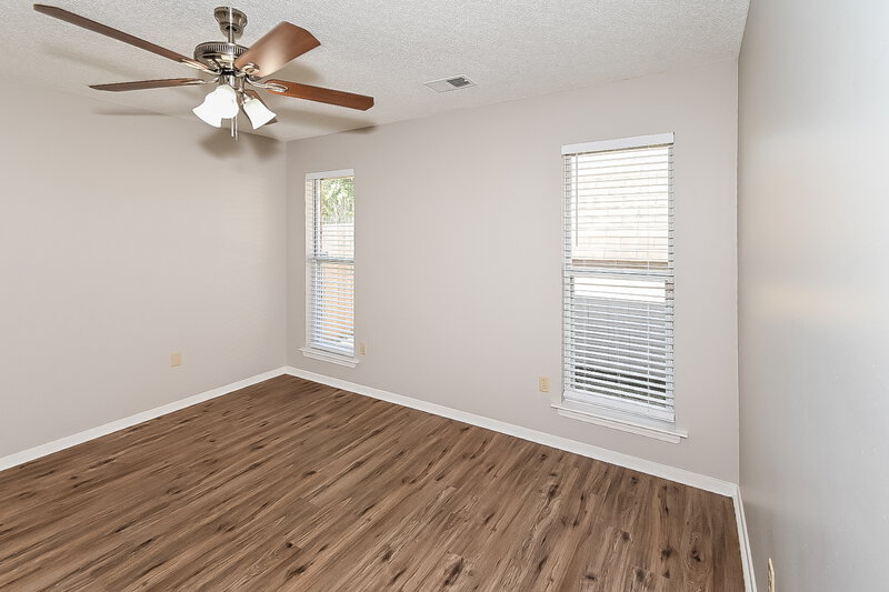2,650/Mo, 7645 Lilly Dr Southaven, MS 38671 Main Bedroom View 2