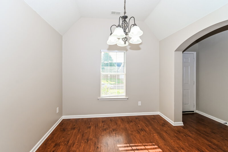 2,010/Mo, 5763 Antler Trl Southaven, MS 38672 Dining Room View