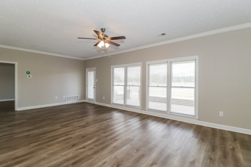 2,150/Mo, 6468 Cheyenne Dr Olive Branch, MS 38654 Living Room View