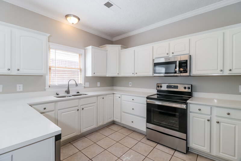 2,150/Mo, 6468 Cheyenne Dr Olive Branch, MS 38654 Kitchen View