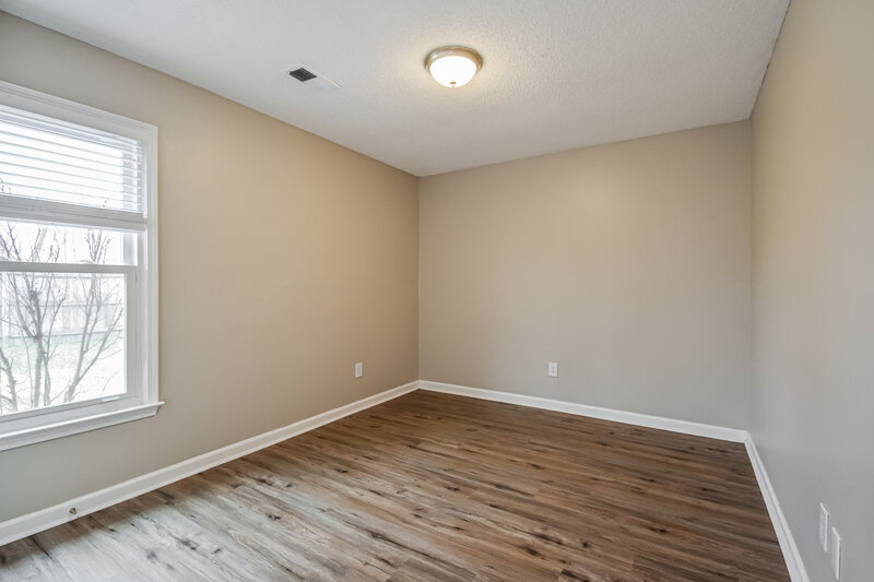 1,980/Mo, 1965 Abbott Cv Cordova, TN 38016 Bedroom View 3