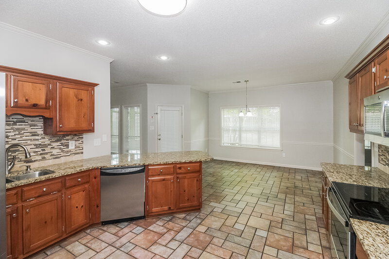 2,250/Mo, 6696 Raner Cv Bartlett, TN 38002 Kitchen View