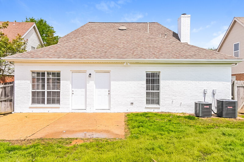 2,635/Mo, 2685 Graystone Dr Southaven, MS 38671 Rear View