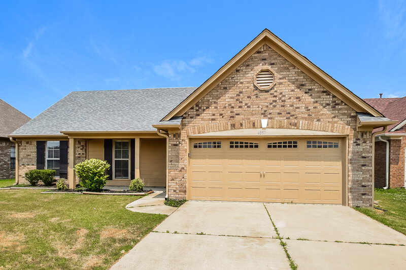 1,715/Mo, 4857 Cantata Dr Walls, MS 38680 Front View