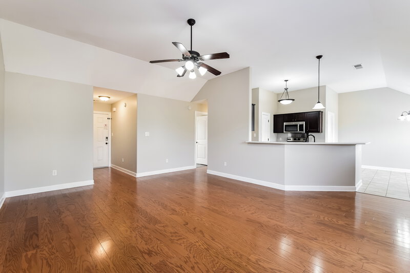 1,715/Mo, 4857 Cantata Dr Walls, MS 38680 Living Room View 2