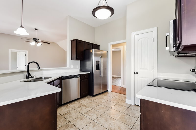 1,715/Mo, 4857 Cantata Dr Walls, MS 38680 Kitchen View