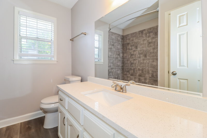 2,305/Mo, 6465 Baird Ln Bartlett, TN 38135 Bathroom View