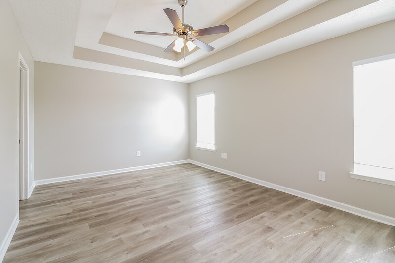 2,475/Mo, 8418 Linda Shore Dr N Southaven, MS 38672 Main Bedroom View