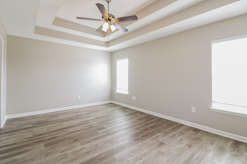 2,475/Mo, 8418 Linda Shore Dr N Southaven, MS 38672 Main Bedroom View 2