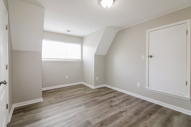 2,475/Mo, 8418 Linda Shore Dr N Southaven, MS 38672 Bedroom View 4