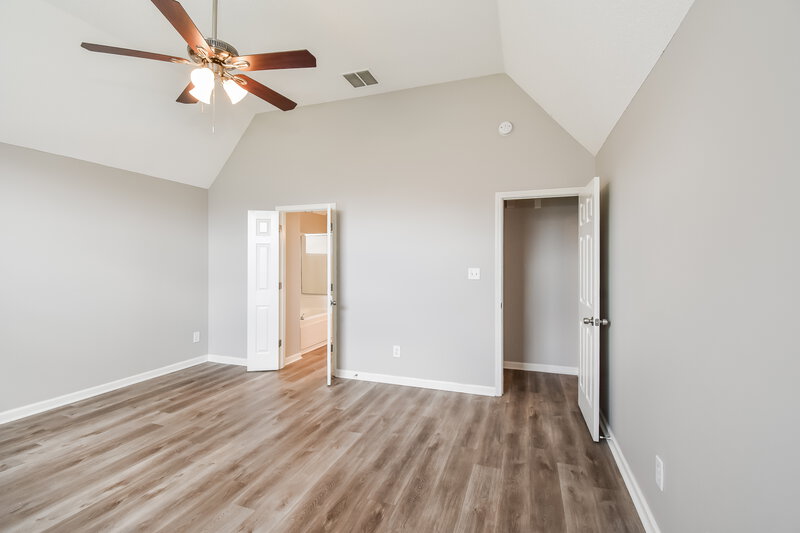 1,975/Mo, 7776 Gosbrook Ln Memphis, TN 38125 Main Bedroom View 2