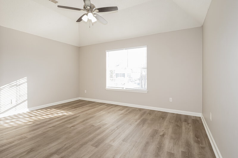 1,505/Mo, 1497 Pemberton Ln Cordova, TN 38016 Main Bedroom View