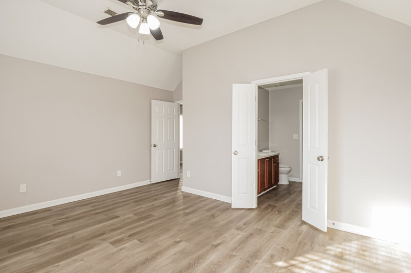1,505/Mo, 1497 Pemberton Ln Cordova, TN 38016 Main Bedroom View 2