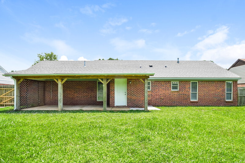 1,680/Mo, 2621 Pintail Dr Horn Lake, MS 38637 Rear View