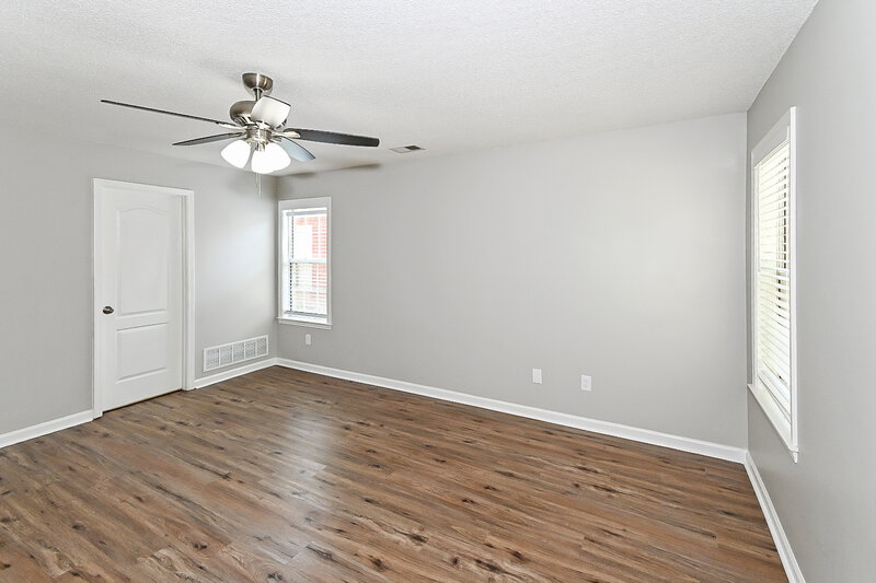 1,985/Mo, 2483 Della St Hernando, MS 38632 Main Bedroom View 2