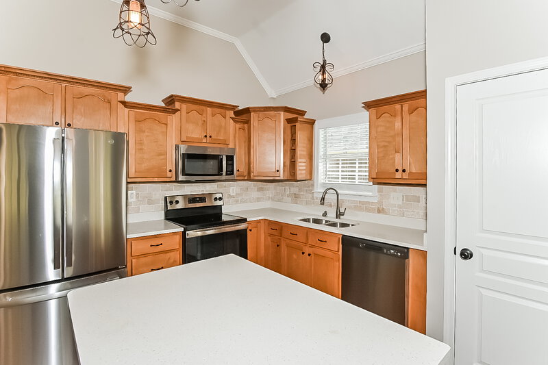 3,130/Mo, 4047 Chaucer Cv Southaven, MS 38672 Kitchen View