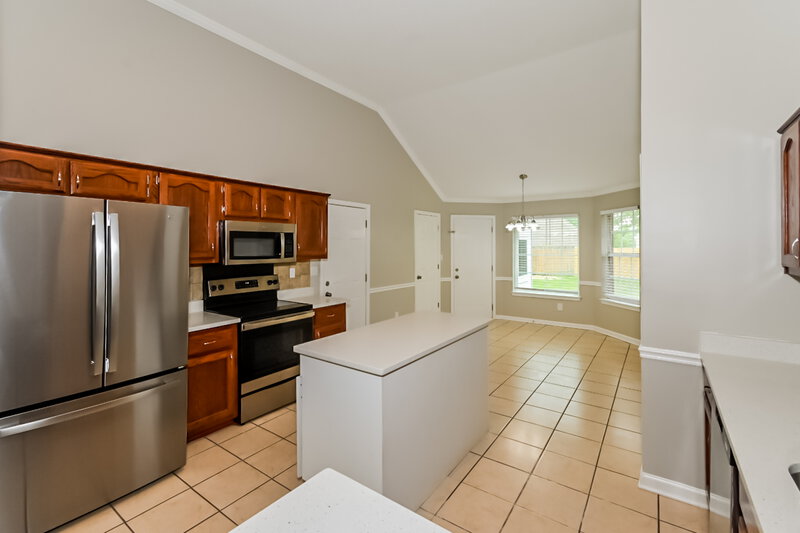 1,680/Mo, 6700 Black Oak Dr Walls, MS 38680 Kitchen View