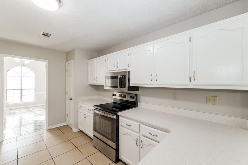 2,135/Mo, 4130 Canna Hill Ct Bartlett, TN 38135 Kitchen View 2