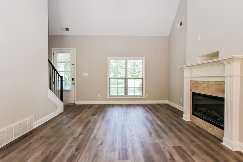 3,730/Mo, 4656 Alexander Rd Olive Branch, MS 38654 Living Room View