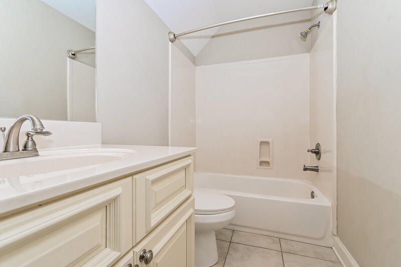 3,730/Mo, 4656 Alexander Rd Olive Branch, MS 38654 Bathroom View