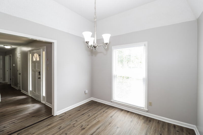 2,545/Mo, 1582 Wind River Cir E Cordova, TN 38016 Dining Room View