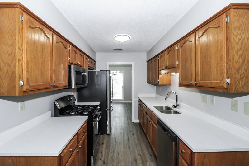 2,545/Mo, 1582 Wind River Cir E Cordova, TN 38016 Kitchen View