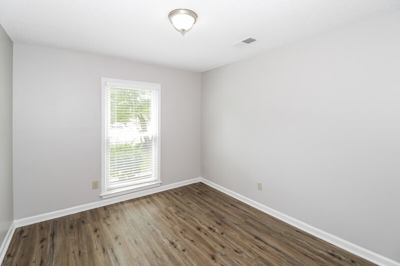 2,545/Mo, 1582 Wind River Cir E Cordova, TN 38016 Bedroom View 2