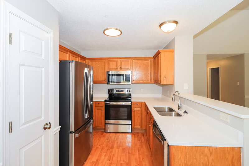 1,775/Mo, 7203 Amberly Way Dr Cordova, TN 38018 Kitchen View