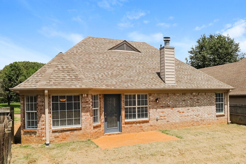 1,775/Mo, 7203 Amberly Way Dr Cordova, TN 38018 Rear View